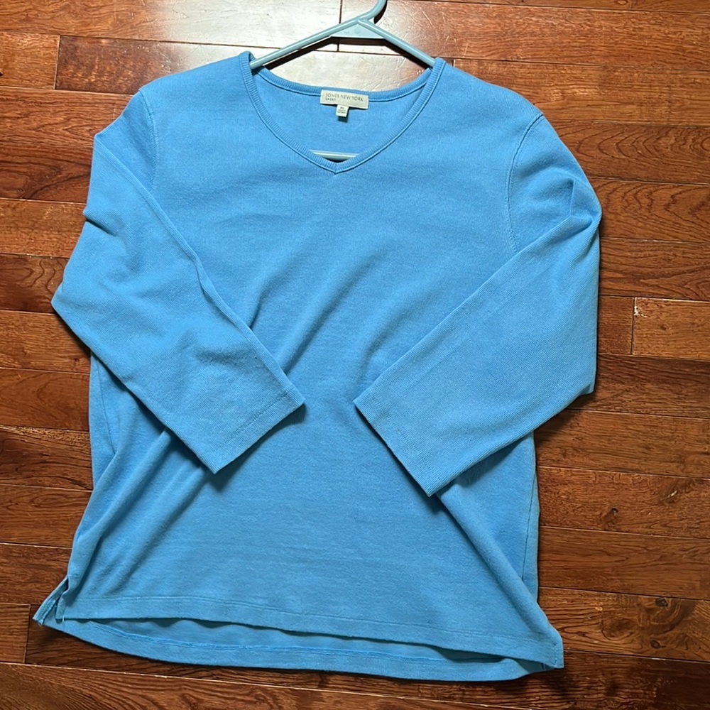 Jones New York Women’s Blue Sweater